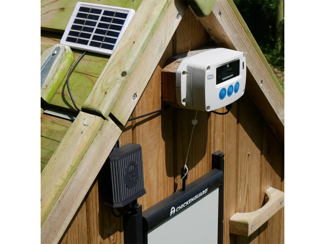 Komplet automatického otevírání a zavírání kurníku CHICKEN GUARD PRO 25x30 SOLAR KIT