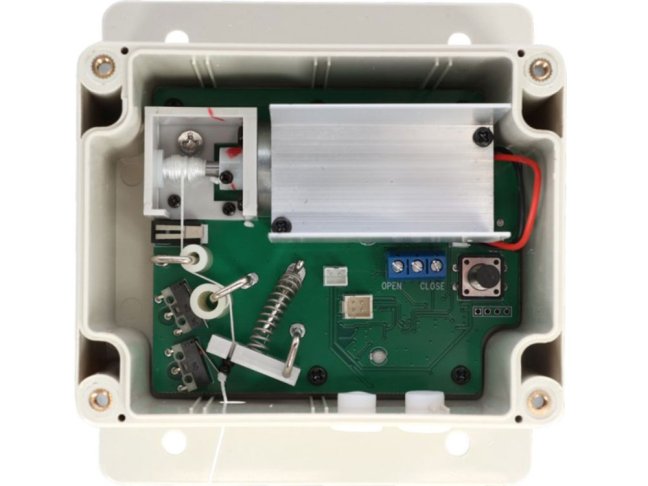 Automatické otevírání a zavírání kurníku KERBL 70540 BASIC